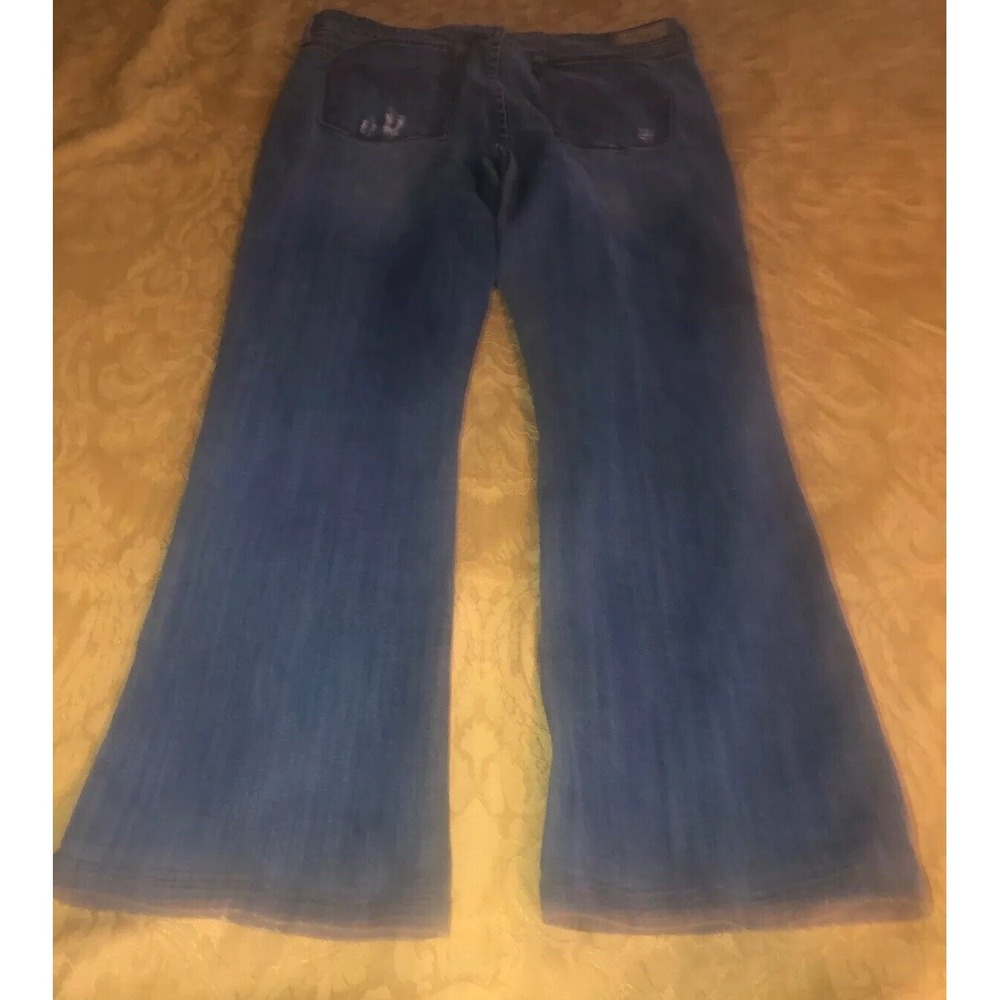 Levi's Womens Slight Curve Bootcut Jeans Size 12 (31 X 27) - Picture 6 of 6